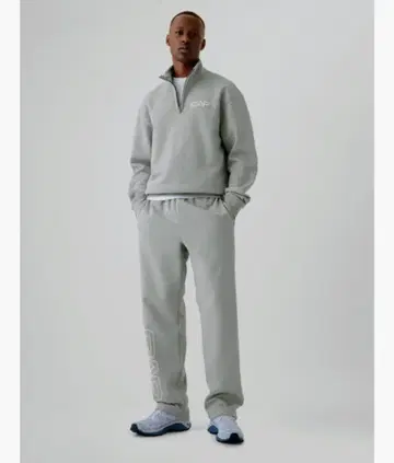 새상품 미사용 GAP 그레이 조거 팬츠