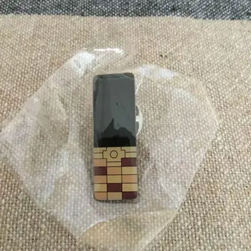 au 인포바 핀 배지 미개봉/미사용