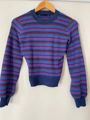 Heather 스트라이프 리브 스웨터