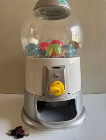 캡슐 토이 가챠가챠 화이트 실버