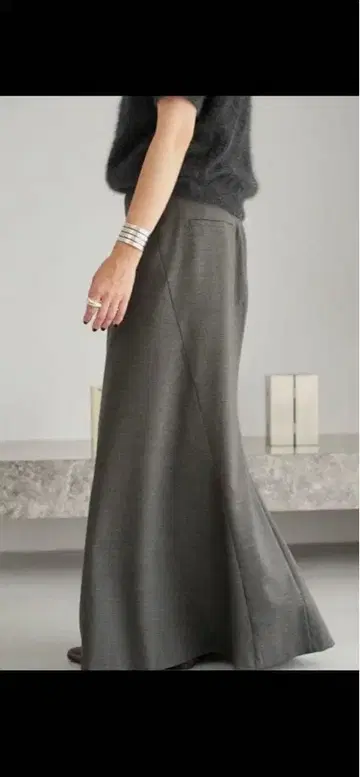 플라주 plage 백 플레어 스커트