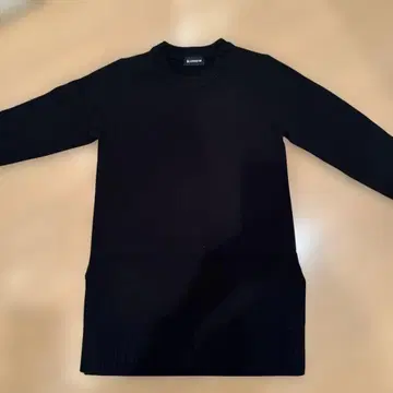 BLENHEIM 블랙 긴팔 니트