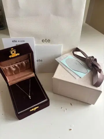 K10MPG 미스트 핑크 화이트 토파즈/브라운 다이아몬드 목걸이