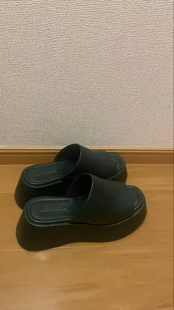 블랙 플랫폼 샌들