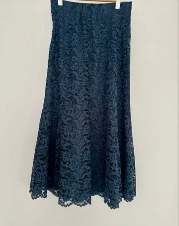 레이스 플레어 스커트