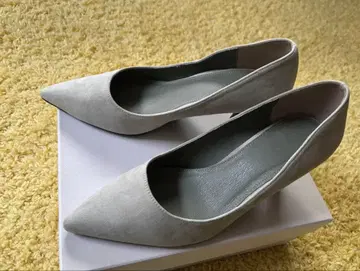 스웨이드 스틸레토 펌프스