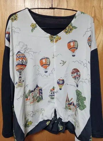 열기구 프린트 V넥 긴팔 상의 아쉬 페 프랑스 택 포함