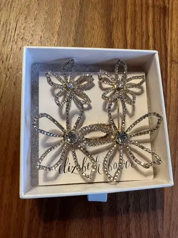 엘리자베스 바우어 엘리자베스바우어 귀걸이 골드 새상품급