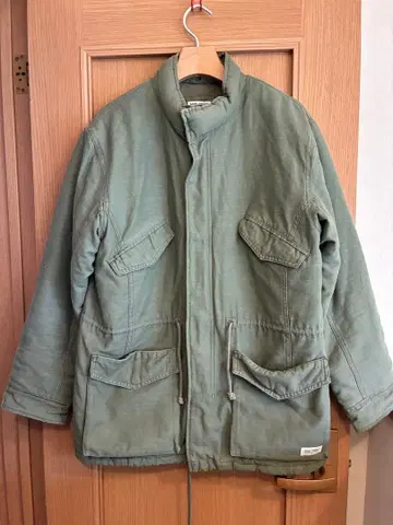 BANKS JOURNAL 그린 모즈 코트