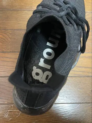 ground 블랙 스니커즈