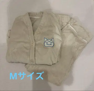 GU 포켓몬 콜라보 카비곤 마쉬멜로우 느낌 룸웨어 세트 (M 사이즈)