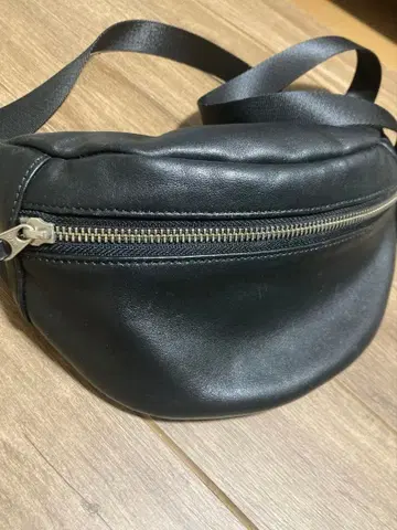 BEAUTY&YOUTH UNITED ARROWS 힙색