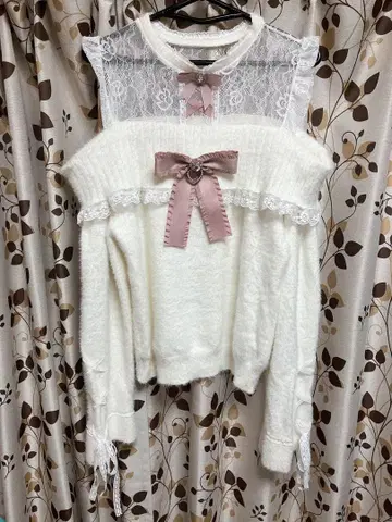 레이스 x 리본 포함 오프숄더 니트 화이트 양산형 지뢰계 걸리시 코디에