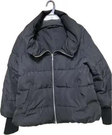 파시오네 PASSIONE 다운 블랙 38 사이즈 숏 기장