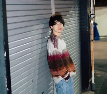 wizzard 그라데이션 모헤어 니트 이시하라 신야 착용