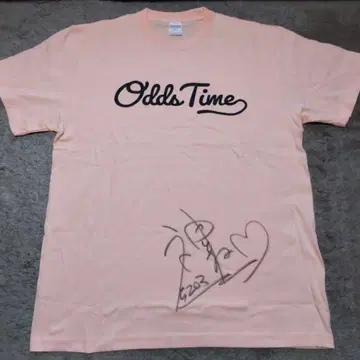 Odds Time 사인 포함 T셔츠 (카미사토 코토네)