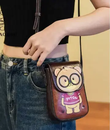 곰 캐릭터 숄더백 브라운