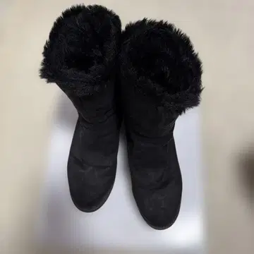 바디 드레싱 퍼 부츠