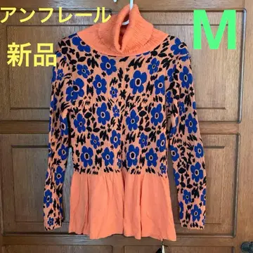 새상품 [앙프레르] 꽃무늬 터틀넥 니트 M