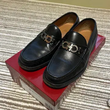Ferragamo 블랙 로퍼