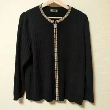 DAKS 울 100 가디건, 블랙