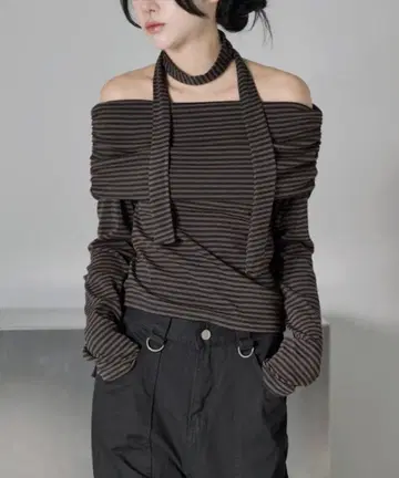 FOLLOWIN 스트라이프 오프숄더 & 스카프 머플러 넥타이 SET