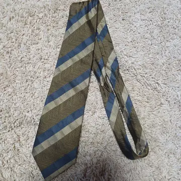 조르지오 아르마니 스트라이프 넥타이