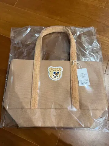 미사용 새상품 페이러 올드 테디 와펜 토트백