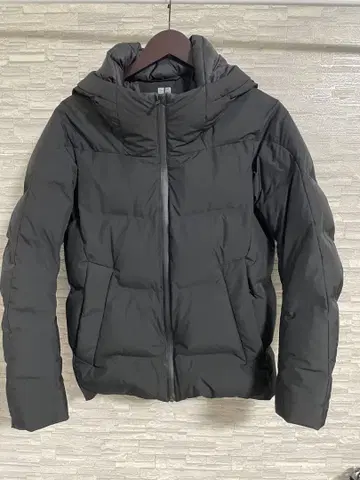 유니클로 다운 자켓