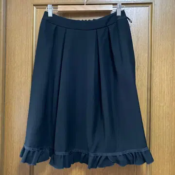블랙 플레어 스커트 무릎 기장 밑단 프릴 42