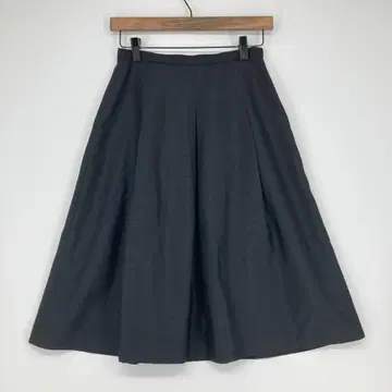 Aylesbury 다크 그레이 플레어 스커트 무릎 기장