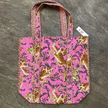 호랑이 무늬 핑크 토트백