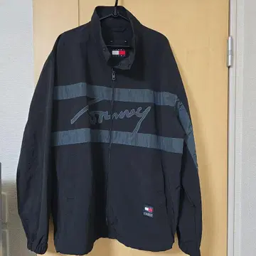 Tommy Jeans 블랙 나일론 자켓
