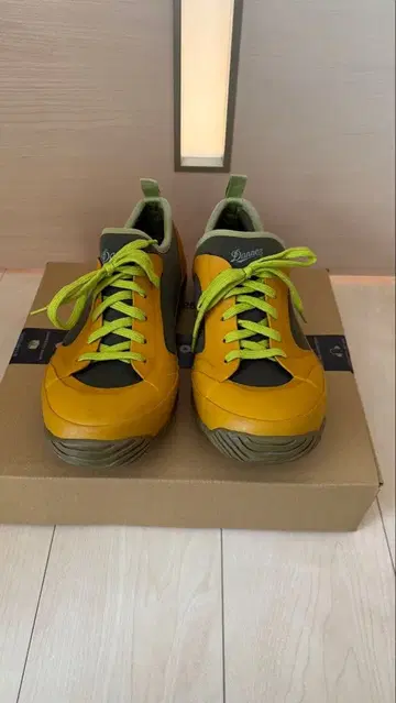 대너 캐주얼 스니커즈 오렌지/그레이