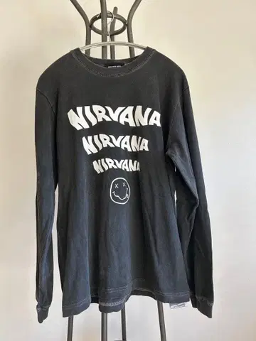새상품 NIRVANA 롱T