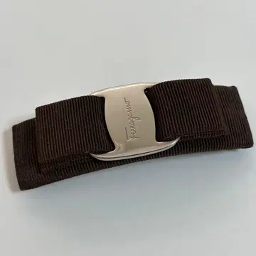 페라가모 바라 머리핀