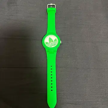 동작 확인 완료 아디다스 그린 시계
