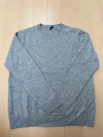 유니클로 캐시미어 스웨터 XL