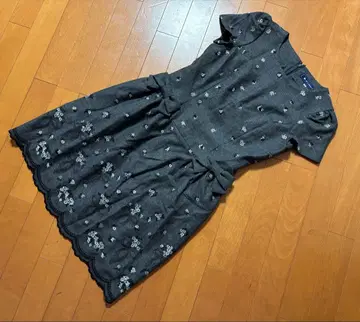 새상품급 엠즈 그레이시의 작은 꽃 & 리본 자수 장식 리본 울 원피스