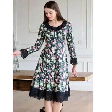 554 슈퍼 뷰티 플라워 프린트 레이스 절개 원피스