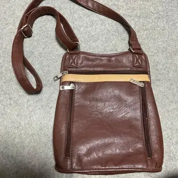 Hush Puppies 숄더백