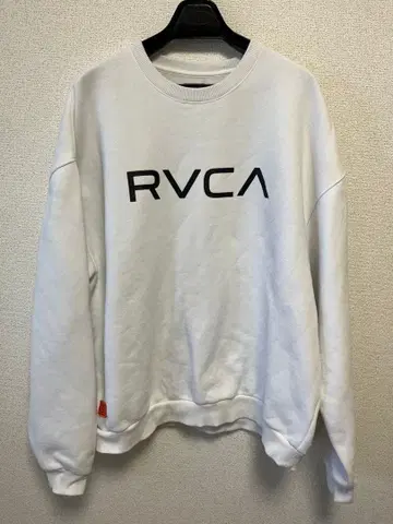 RVCA 화이트 맨투맨