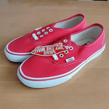 Vans / Authentic