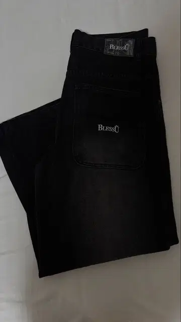 BlessU 블랙 배기 데님 팬츠