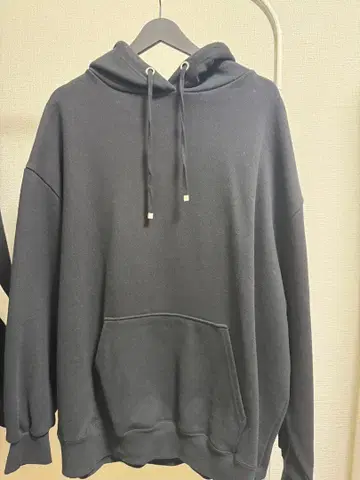 ADRER 다크 그레이 후드 부착 후드티