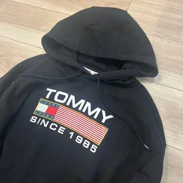 타미 후드티 블랙