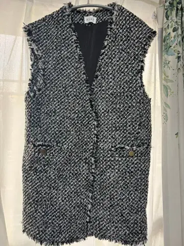 PLST 트위드 미들 베스트