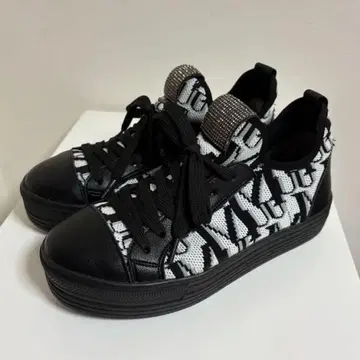 새상품급 MUUM 무무 모노톤 모노그램 패턴 레이스업 스니커즈 M