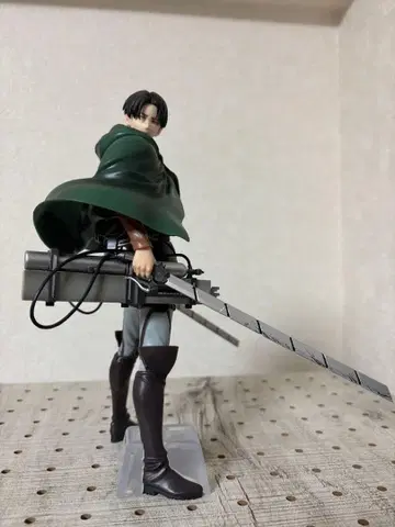 진격의 거인 제일복권 B상 리바이 피규어