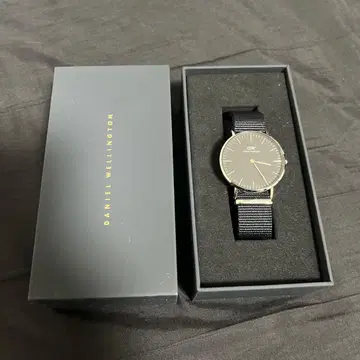 다니엘 웰링턴 DW 시계